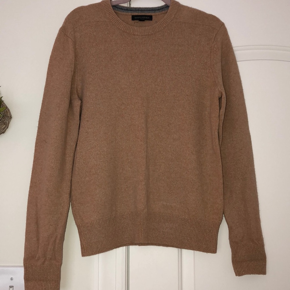 Tan Banana Republic sweater